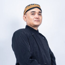 Eko-Puji-Artadianto
